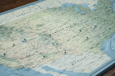 pins on USA Map with Mexico & Canada